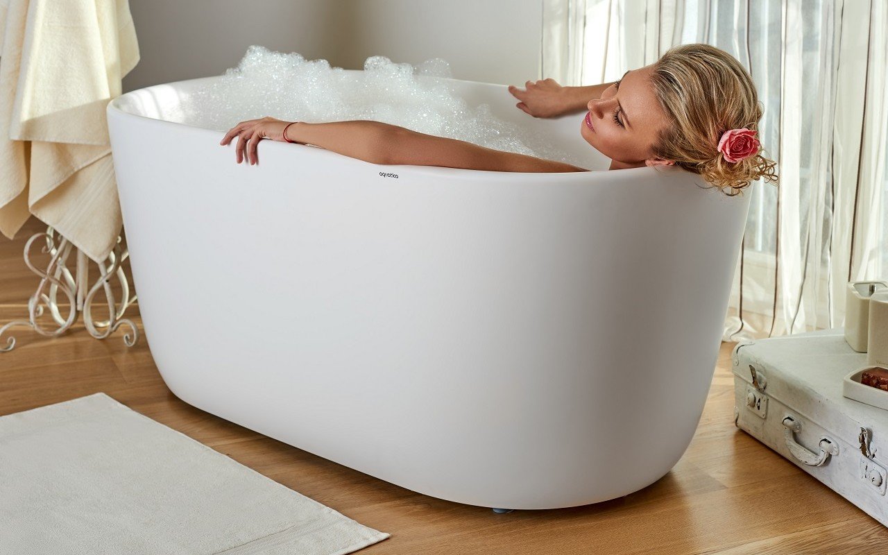 Aquatica Lullaby-Mini-Wht™ Freestanding Solid Surface Bathtub picture № 0