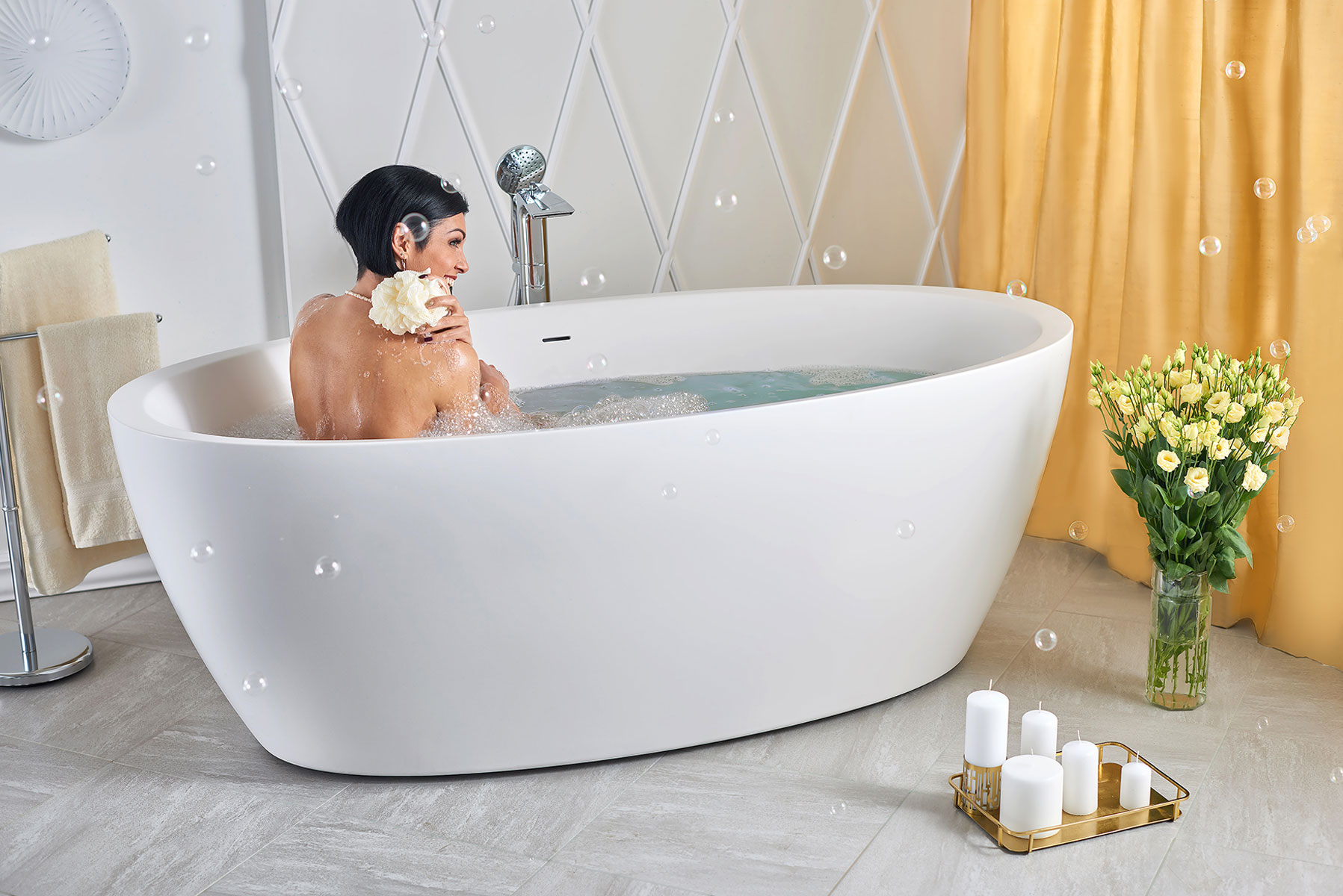 Aquatica Aura Mini Black Round Freestanding Solid Surface Bathtub